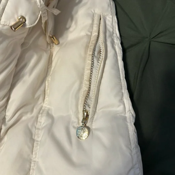 Betsey Johnson Ivory Puffer Coat - Picture 14 of 16